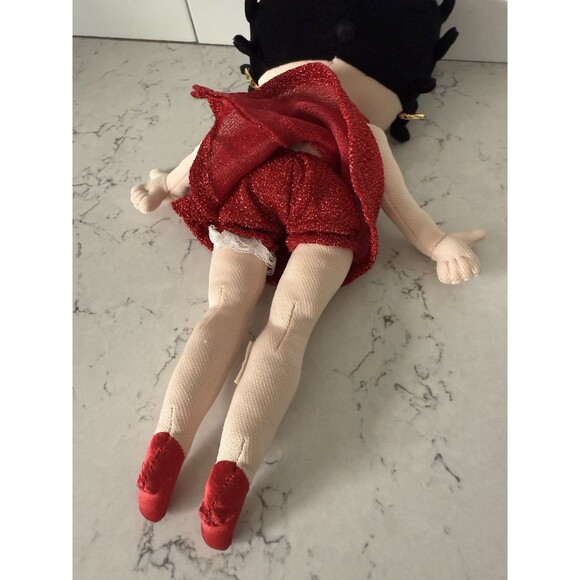 Universal Studios Exclusive Betty Boop red dress plush - Picture 7 of 7